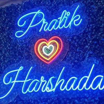 Art Acrílico LED Neon Lights colgando de la pared para la decoración del bar de la fiesta con tamaño personalizado