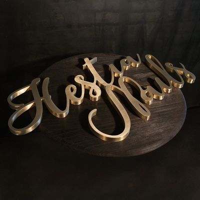 Logotipo de letras metálicas antióxido con 50000 horas de vida útil y diseño de color personalizado