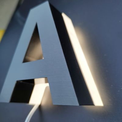 Nieve 3D Titanio Oro Letras Signo para negocios Letras Metalicas Escuelas Publicidad