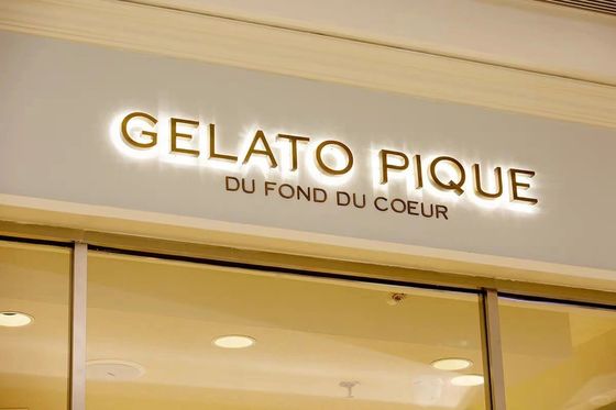 Letras pequeñas Logotipo 3D Acrílico señalización comercial para oficinas y tiendas 12V Voltagem de entrada