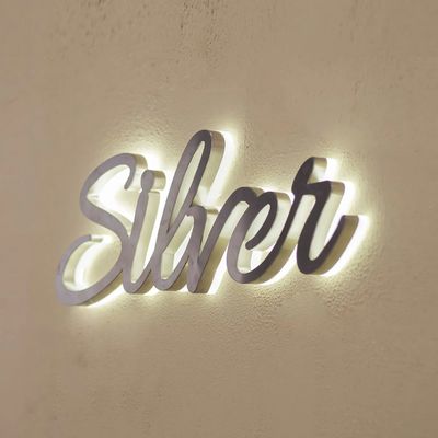 Señales publicitarias iluminadas hechas a medida con retroiluminación de cafetería