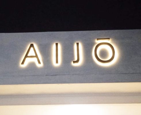 Nieve Moderna Simplicidad 3D LED Iluminado Signo de letras para estaciones de autobuses Adaptador de alimentación