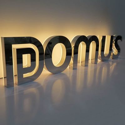 Nieve Moderna Simplicidad 3D LED Iluminado Signo de letras para estaciones de autobuses Adaptador de alimentación