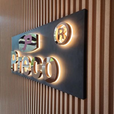 Nieve Moderna Simplicidad 3D LED Iluminado Signo de letras para estaciones de autobuses Adaptador de alimentación