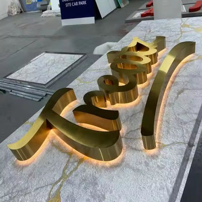Enchufe fuente de alimentación nieve 3d letras doradas luz de fondo LED letras signo para la tienda signos cerrados acero inoxidable
