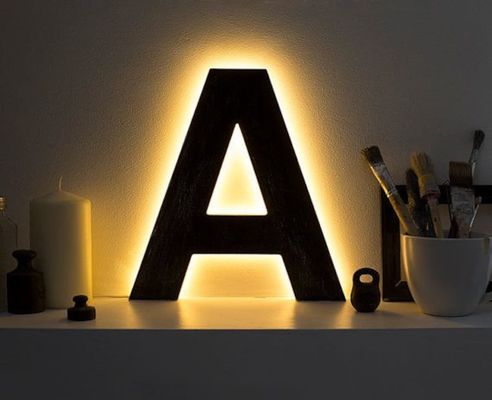 Imágenes personalizadas de fachada de tienda iluminadas con LED 3D Signos de oficina retroiluminados ecológicos