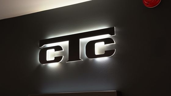Cartel de oficina con iluminación LED con retroiluminación LED personalizada Cartel de cartas con logotipo iluminado
