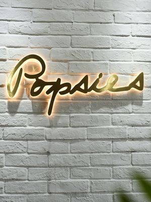 Signo de pared LED Iluminado 3D Logotipo retroiluminado Signo personalizado para oficina